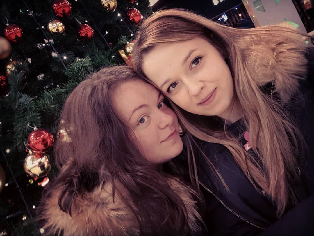 kristina_starshinova в LOOKY. #всегдавместе,#женскаядружбаесть,#20летвместе,#подругидетства. Моя❤ #всегдавместе #...