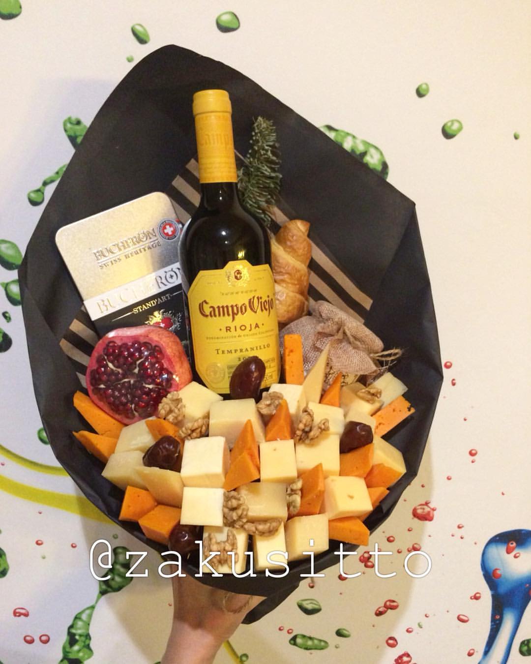 pablova_workroom в LOOKY — Сырный красавцев, Люблю его😍
⬇️⬇️
🥕Съедобные букетики💐све