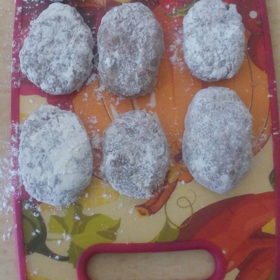 denischernov2311te9ps1k в LOOKY. . Делаю котлеты))))