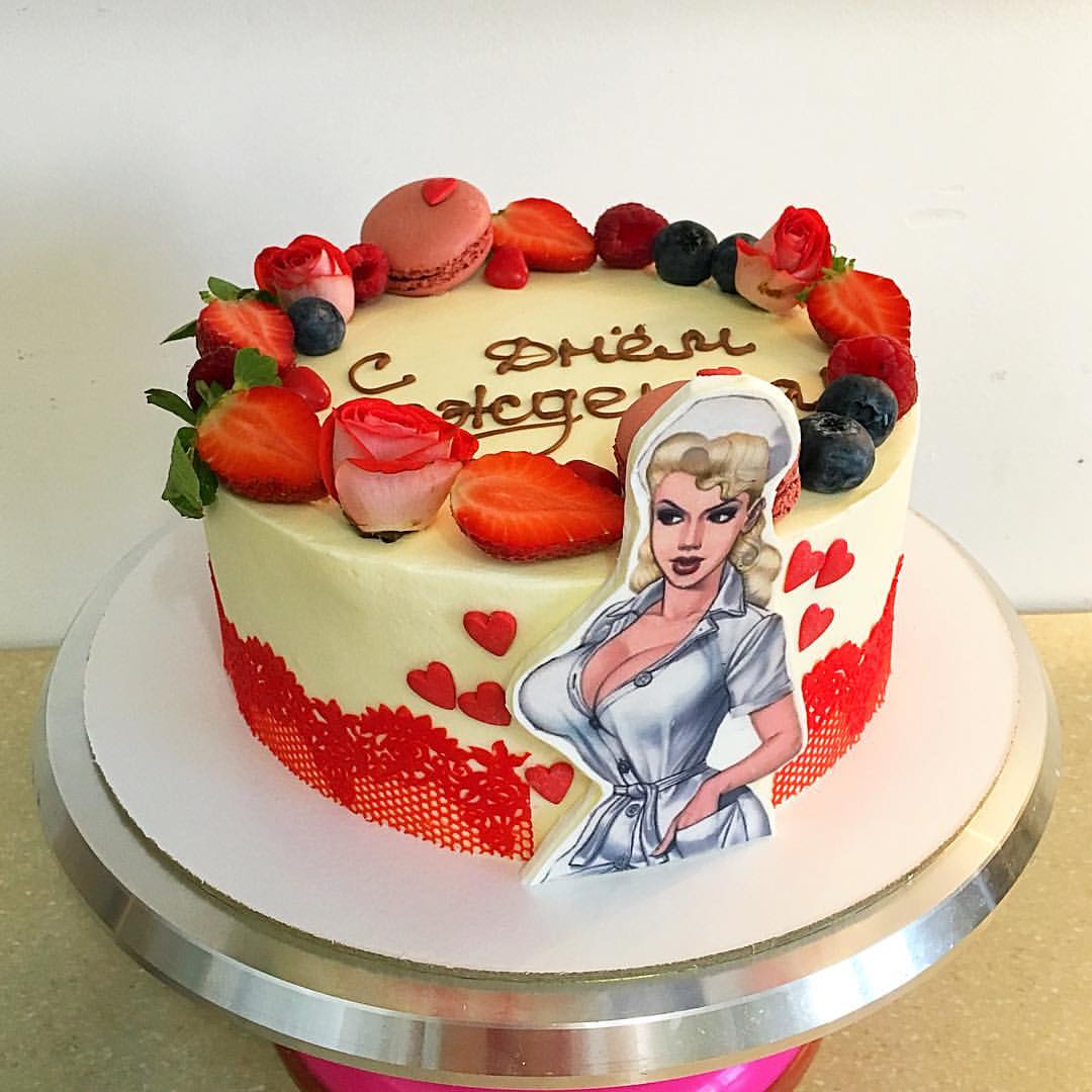 korotkova_make в LOOKY — Яркий тортик для врача 👩‍⚕️ цветы живые 🌹изолированы от то