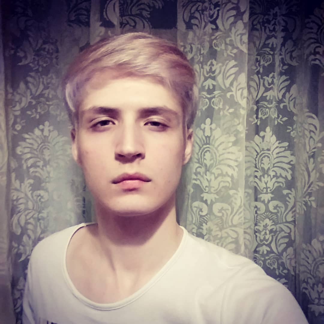 leo_noel_o в LOOKY — Maybe I look like a fool, but I feel great. So don't care wh