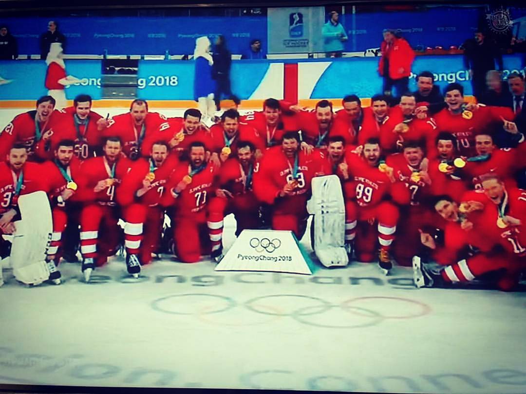 dennis_hdd в LOOKY. #хоккей,#краснаямашина,#чемпионы,#олимпиада2018. ОВЕРТАЙМ. 
Красная м...