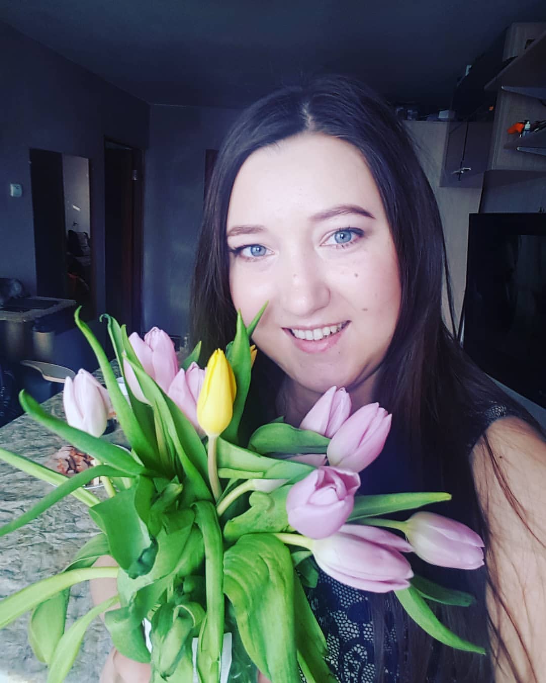 efomina88 в LOOKY — Девочки, с праздником!💐 #8марта #женскийдень #поздравления