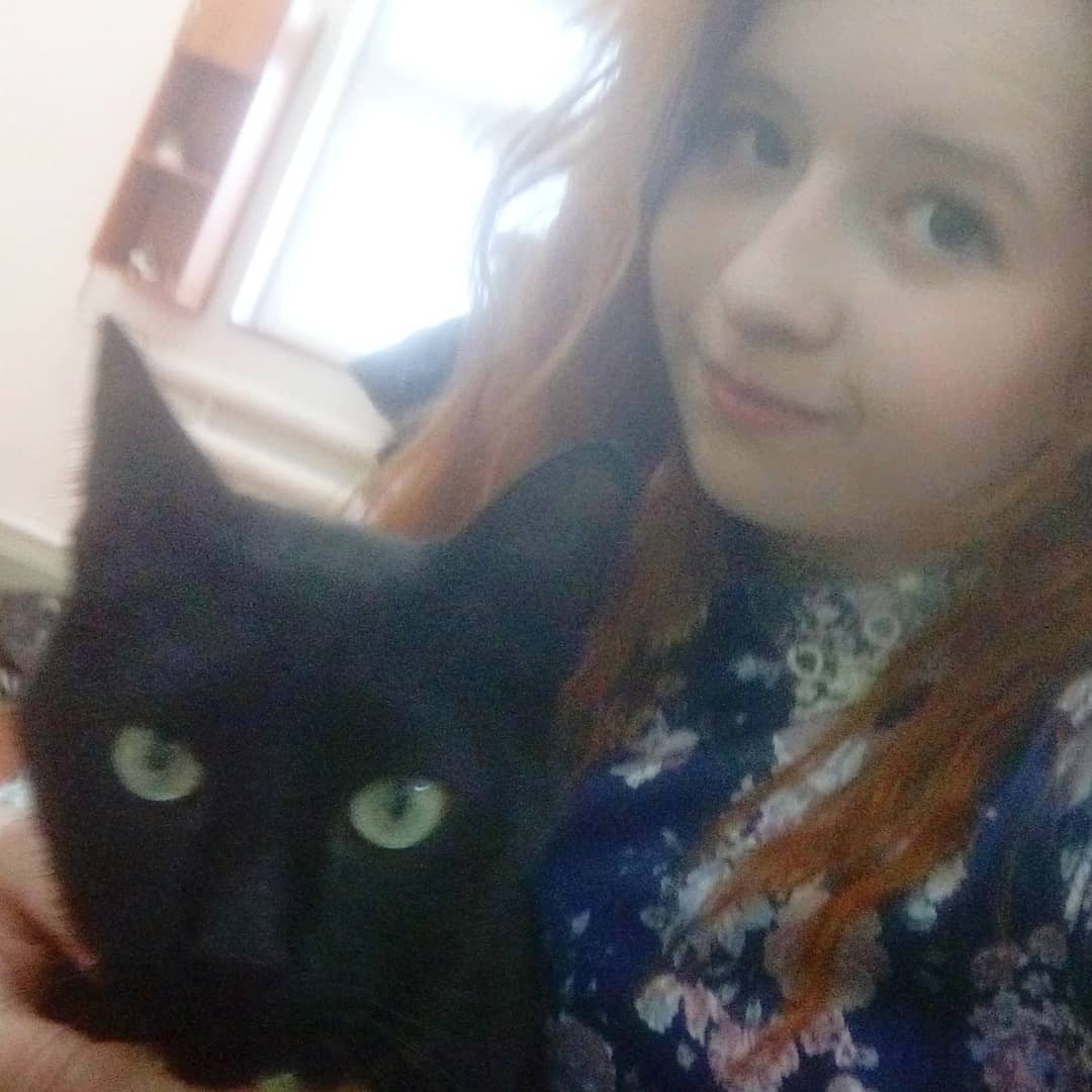 fotizzm в LOOKY — Когда идёшь на процедуры, но кот решает идти с тобой😀😍 Чёр
