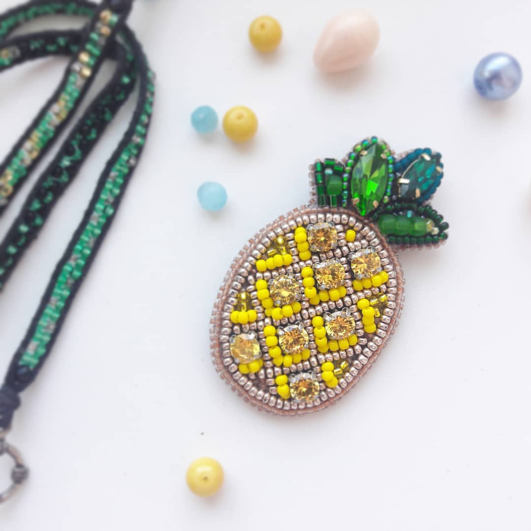 mariavasa в LOOKY — Брошь "Ананас"

#брошьизбисера 
#вышивкабисером #брошьручной