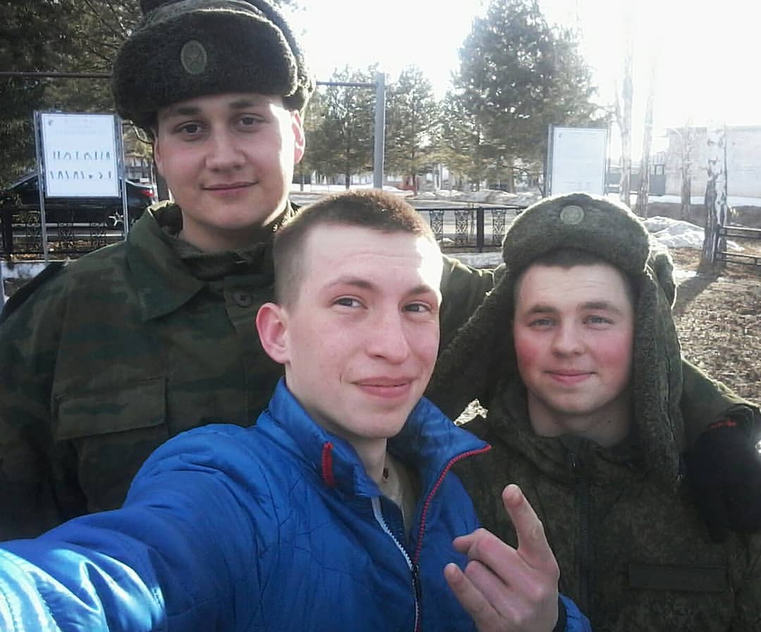 titov_style в LOOKY — Скоро домой. Ставьте водку в холодильник, мне до дембеля пол
