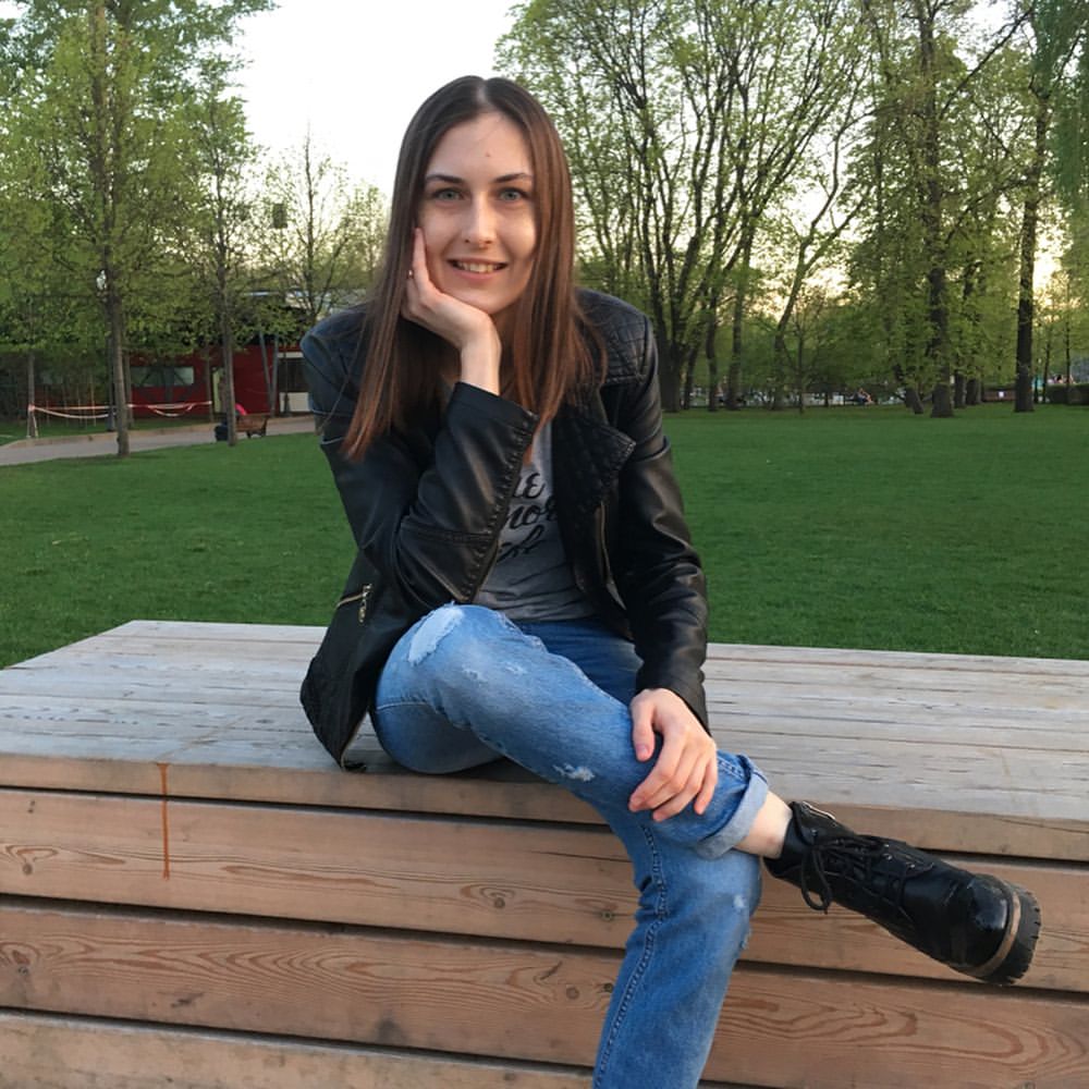 yulya_baranovskaya in LOOKY. . null