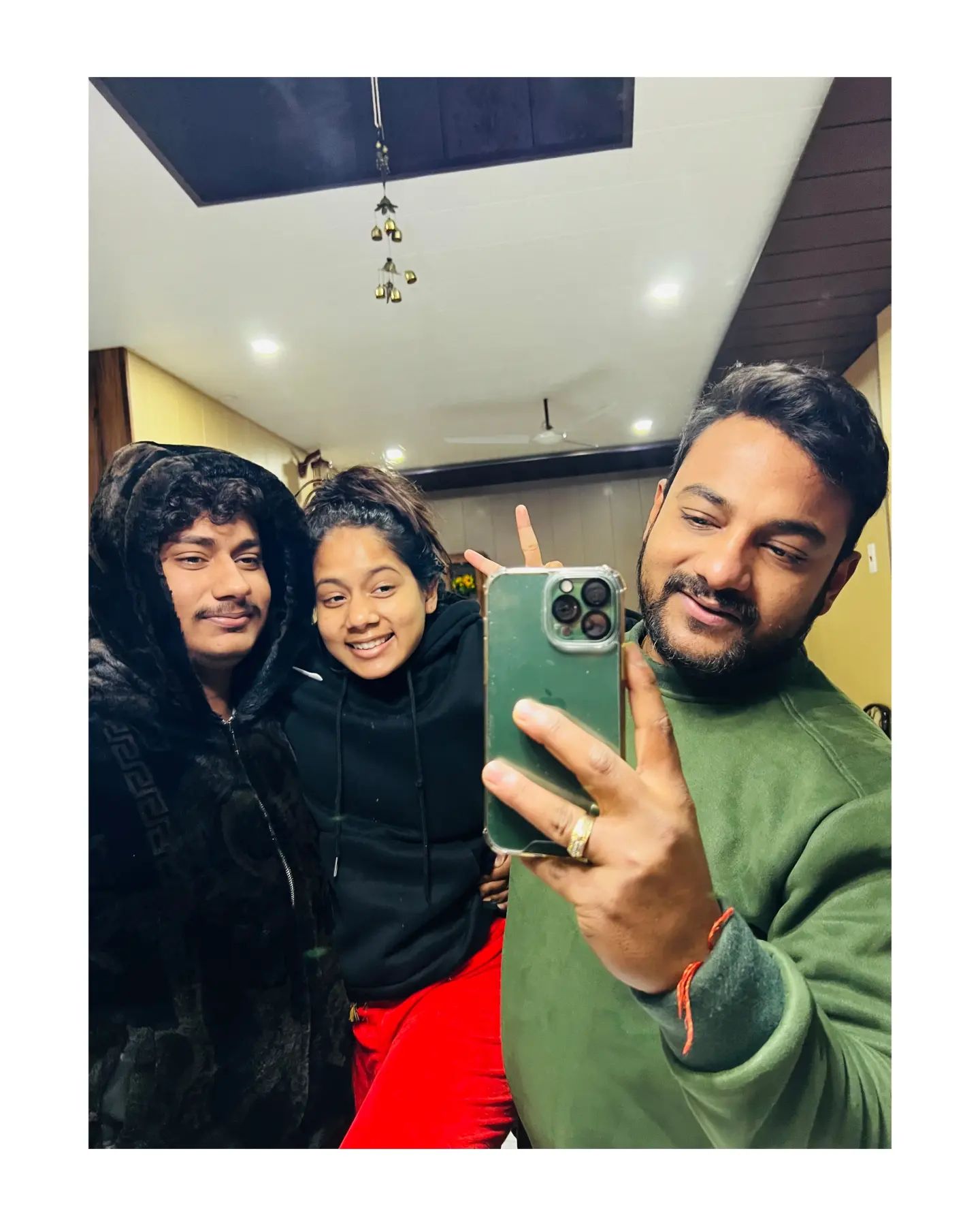 𝐀𝐀𝐜𝐡𝐚𝐥🩷 в LOOKY. . best mates,sometimes...