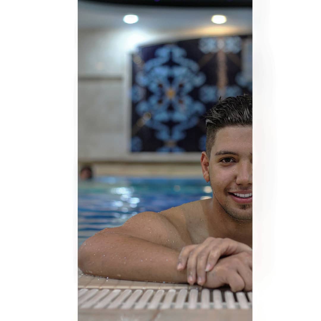 a.l.i0o в LOOKY. . به کسی اعتماد کن که
...