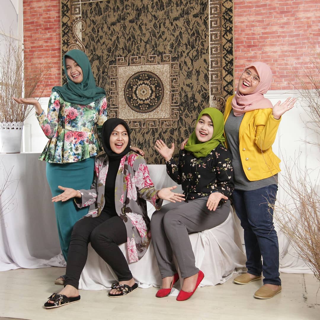 nurlely26 в LOOKY. . Gak kerasa, waktu be...