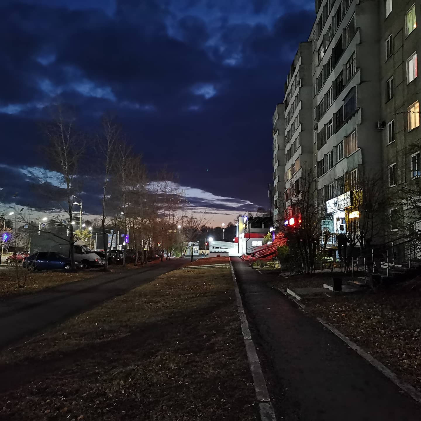 xussr_ru в LOOKY. #Осенние,#закаты...,#Autumn,#sunsets...,#Курган,#Kurgan,#xussr_ru. #Осенние #закаты...
...