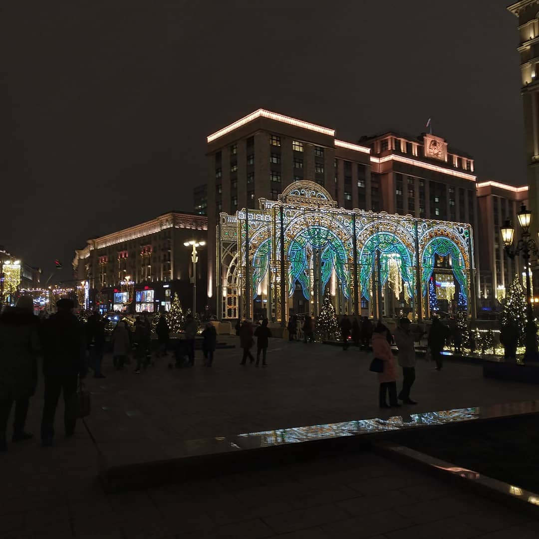 oligakirova в LOOKY. #москва,#охотныйряд,#фрунзенскаянабережная,#новыйгод. Прогулочка по 'зимне...