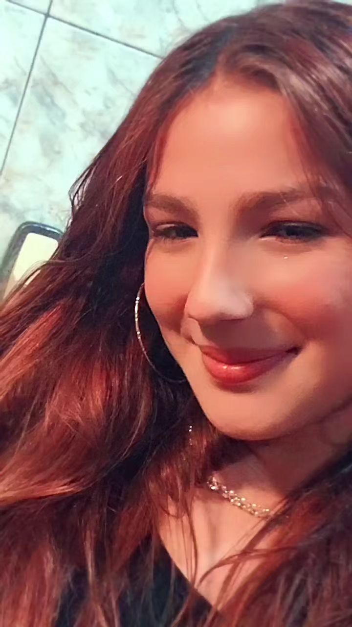 vitoriaaxs.__ in LOOKY. . 💋
