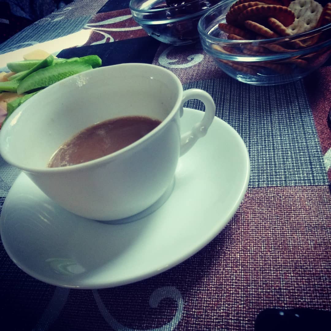 yaki_as в LOOKY. #утро,#дваждымам,#рассветпрекрасен,,#белаяпосуда. Это, конечно, того с...
