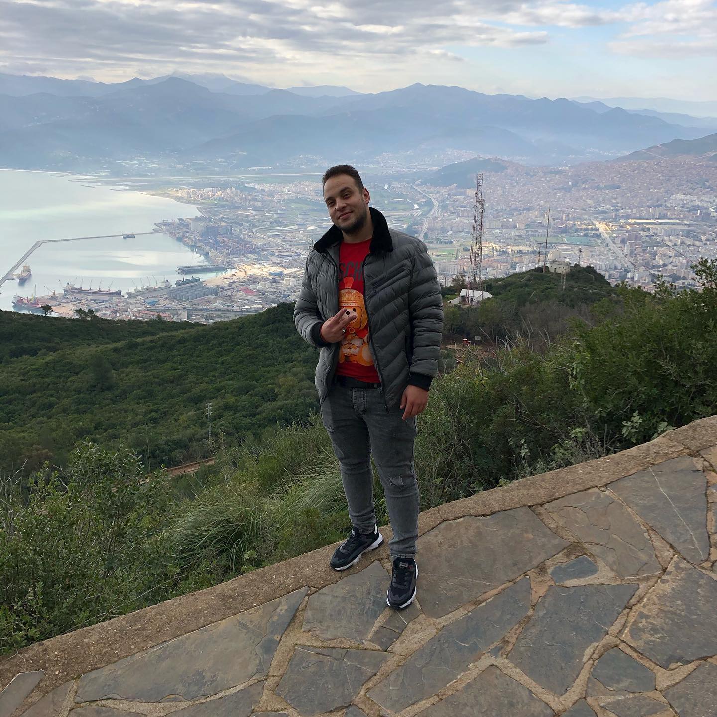 imad_benhafnaoui в LOOKY. . 💪💪❤️🏞🏞❤️