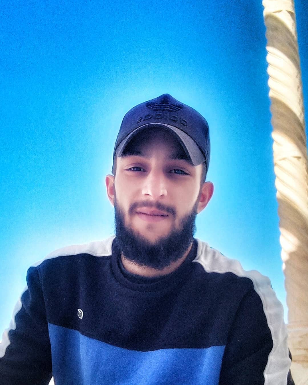 mahdy_ayed в LOOKY. . ✌️♥️