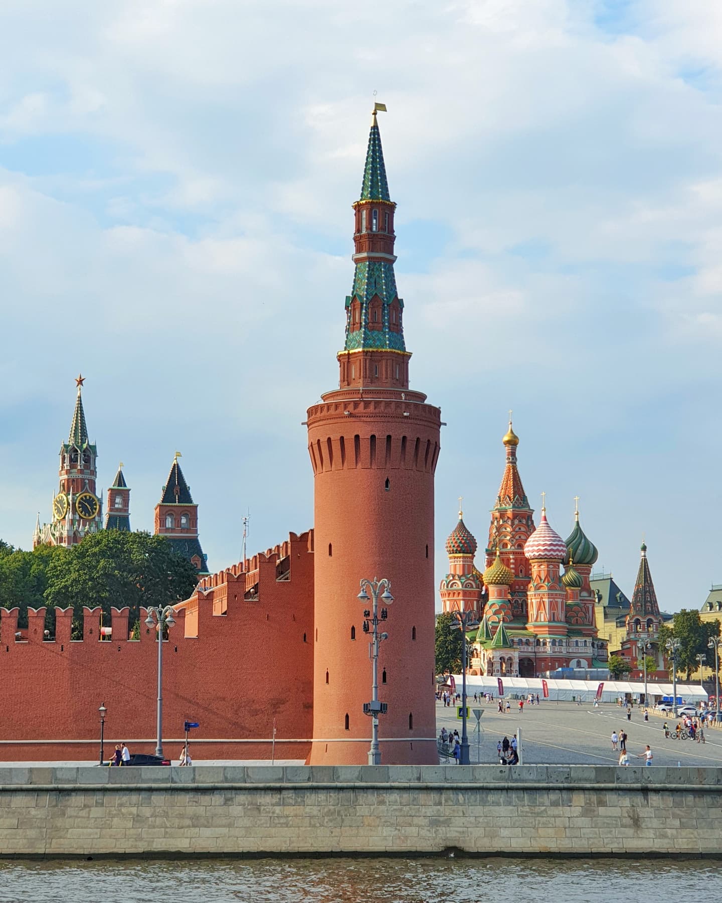 nihatkarann в LOOKY. #россия,#москва,#кремль,#кремлевскаянабережная,#russia,#moscow,#kremlin. Кремль / Kremlin 🇷�...