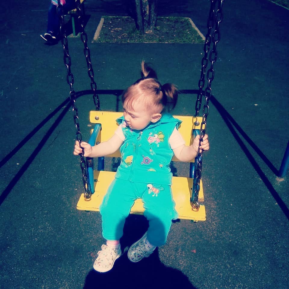 afanasjeva_victoria в LOOKY. #Ксения_Алексеевна❤️,#мамина_дочка💕,#весна2021🌞,#солнце🌞. Ловим солнышко на де...