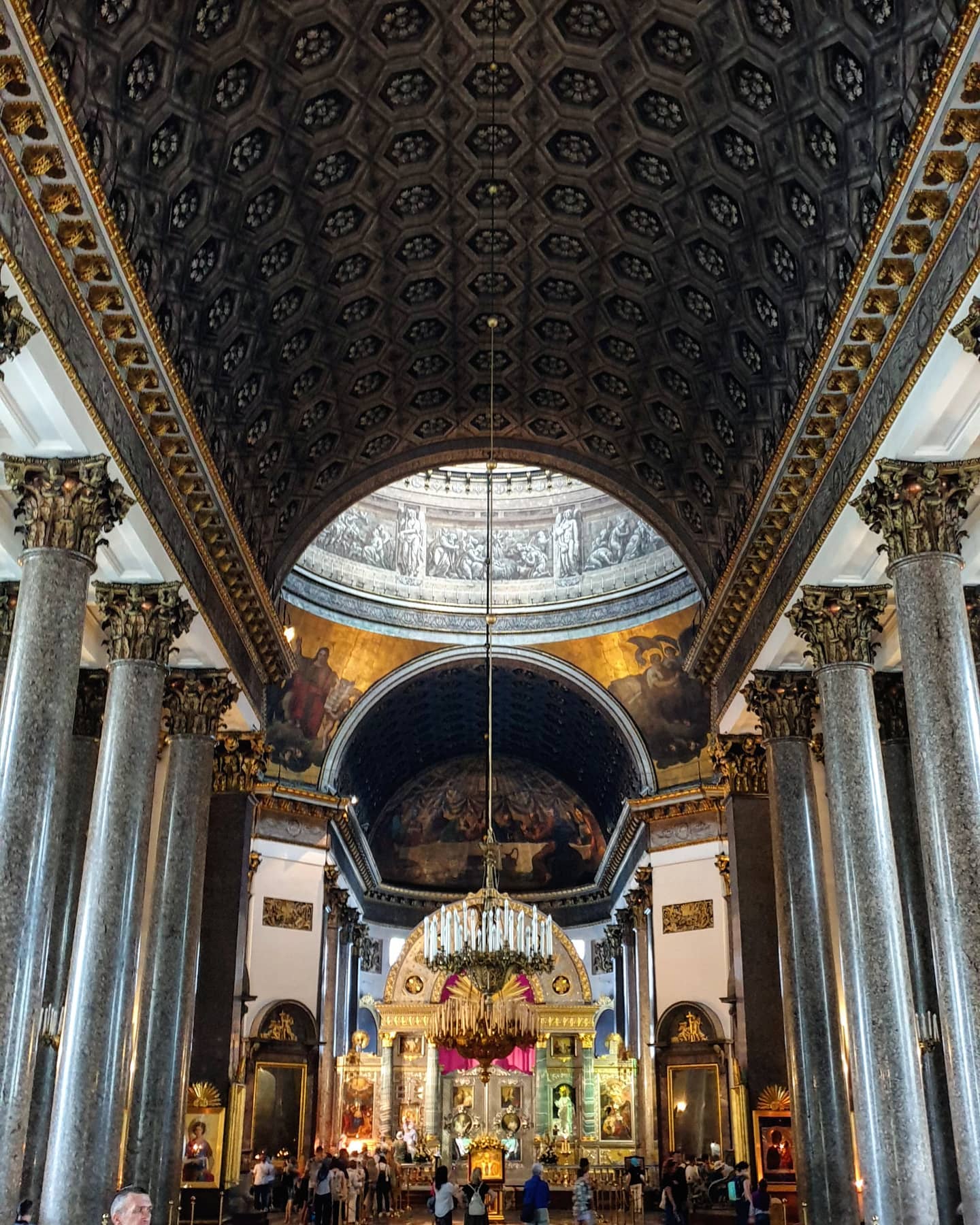 nihatkarann в LOOKY. #russia,#saintpetersburg,#architecture,#art,#history,#science,#россия,#санктпетербург,#архитектура,#искусство,#история,#наука. Казанский собор
#rus...