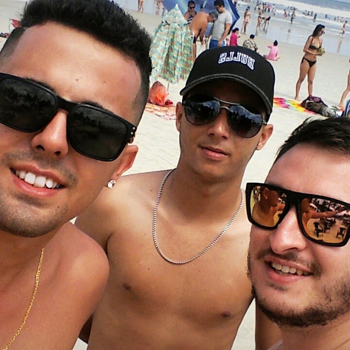 allan_rodrigues001 в LOOKY. . Tiraram os chinelos…...