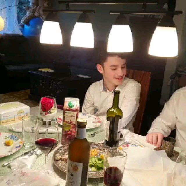 ariel_770 в LOOKY. #pessach,#pessachsameach,#familytime,#matza,#maror,#seder,#jewishlife,#hagsameach. #pessach #pessachsam...