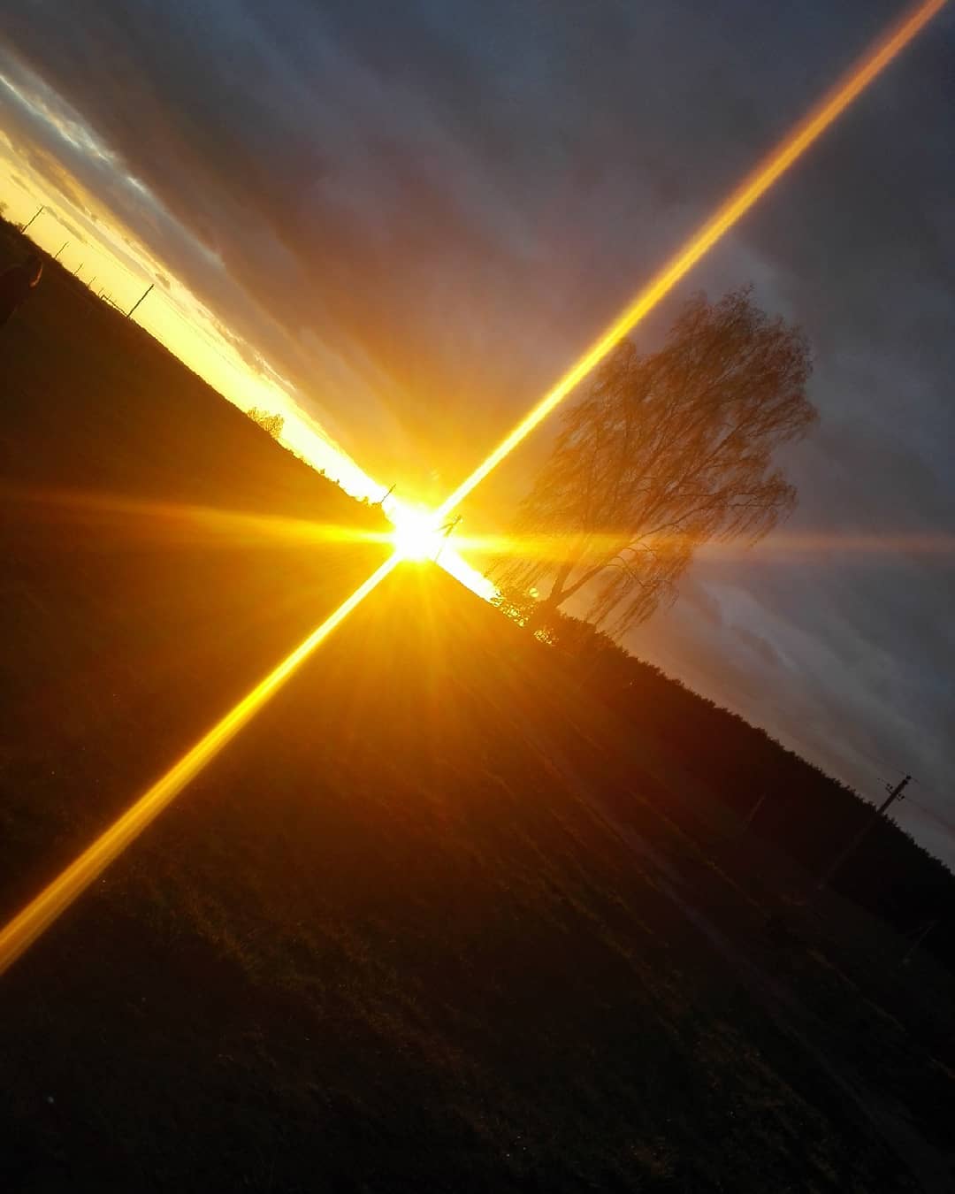 kuprinovi в LOOKY — #закат🌅 #небо #солнце