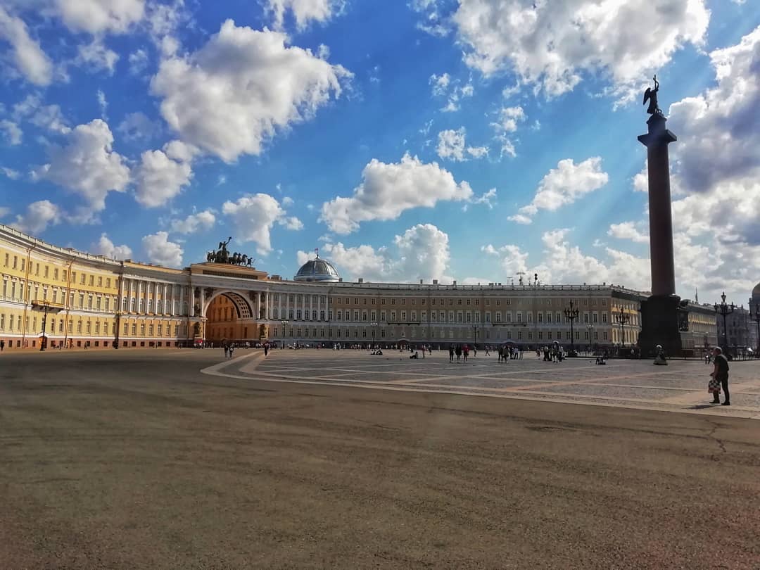 consikus в LOOKY. #автодор,#санктпетербург,#спб❤️,#ленобласть,#нашакрасиваяродина,#путешествияпомиру,#туризм,#путешествуй,#путешествиепороссии,#история,#историческоенаследие,#историяРоссии,#Россия,#украденныевещи,#нашидороги,#веселыйотпуск,#невсегладко,#отпуск,#пороссии. ⠀
Чем мне запомнилас...