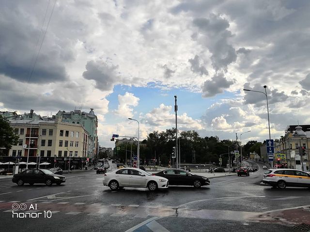 antipov.roman в LOOKY. #прогулка,#выходные,#всебудетхорошо,#alleswirdgut,#безфильтров,#добро,#гуляем,#отдых,#кропоткинска,#центр,#погодка_класс,#msk,#i_love_msk,#for_msk,#прогулкипогороду,#моя_москва,#москва,#honor10,#honor,#instamsk,#город,#фото,#снятонаhonor,#снятонаhonor10. Отличный день для пр...