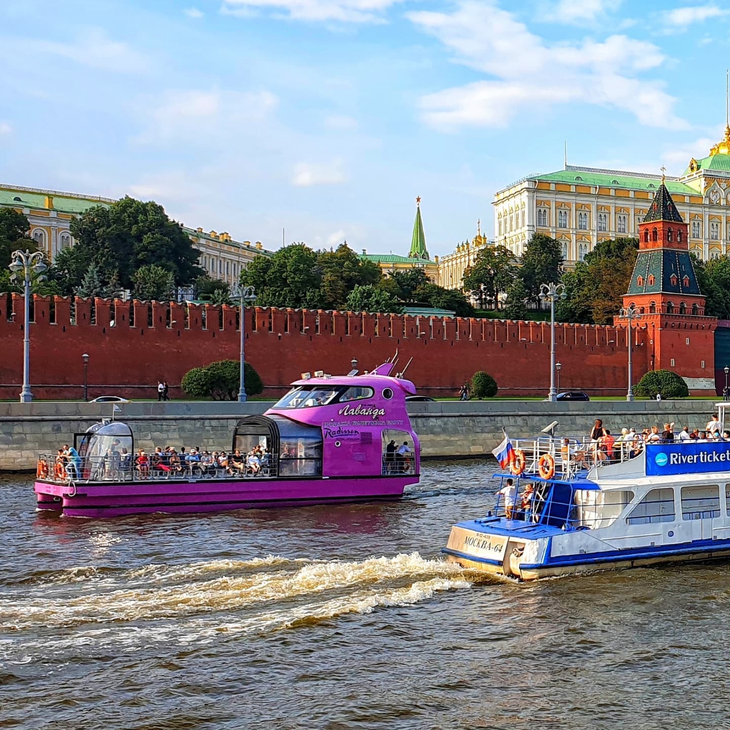 Кремль / Kremlin 🇷🇺
Panorama 🔛
#россия #москва #кремль #кремлевскаянабережная #russia #moscow #kremlin