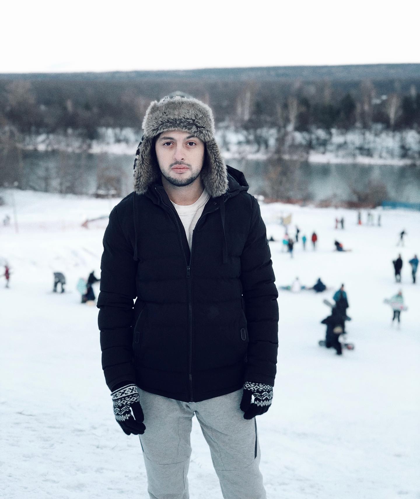 mohamad.ali999 в LOOKY. . You are busy doubtin...