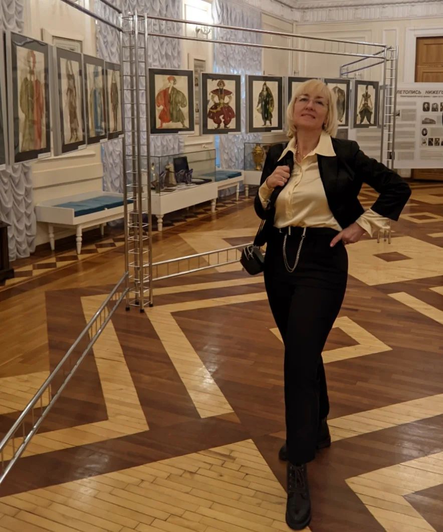svetlana_dobrelia в LOOKY. . В Драмтеатре. 
Антра...