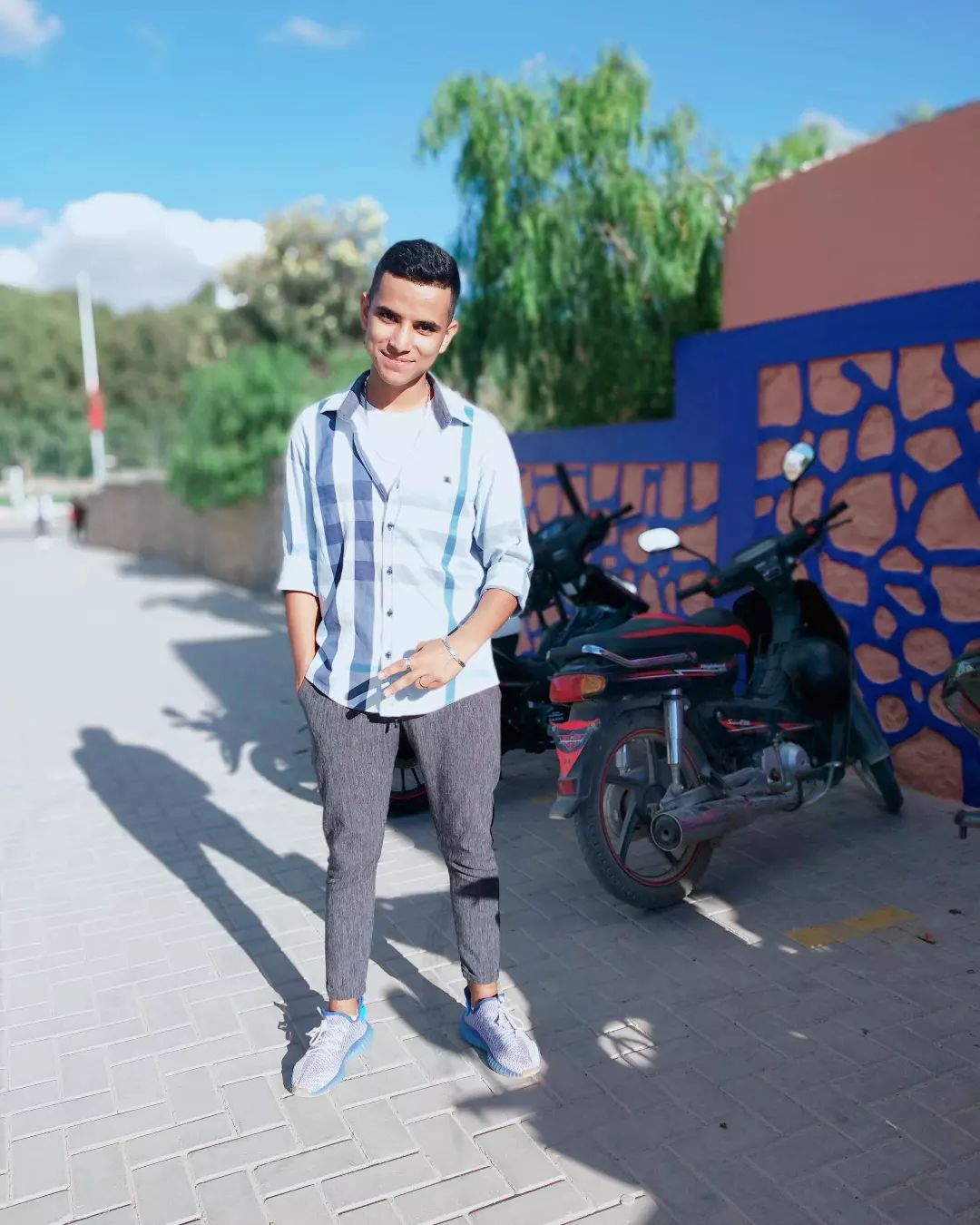 saad_elmamouny_ в LOOKY. . null