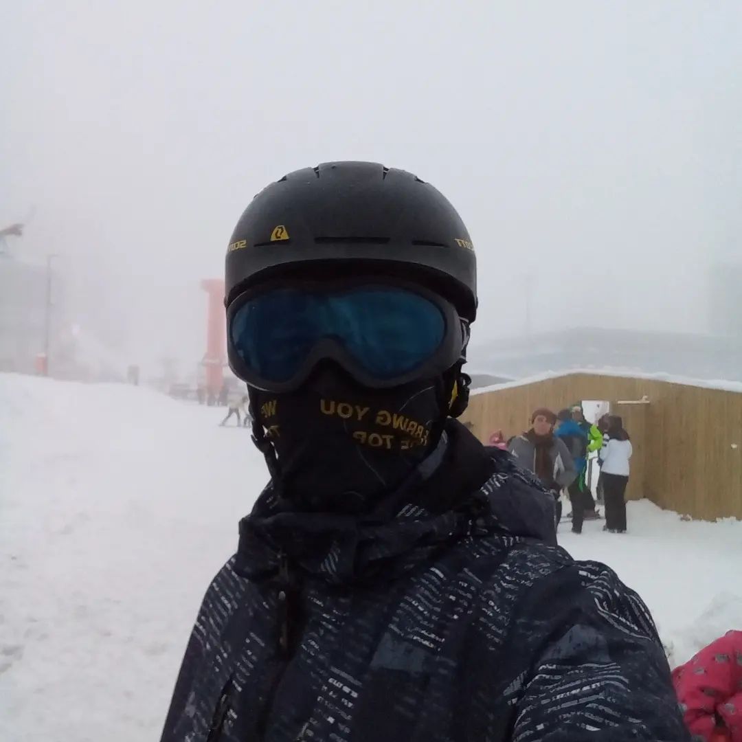 Саша Савић в LOOKY. . 🎿🎿🎿