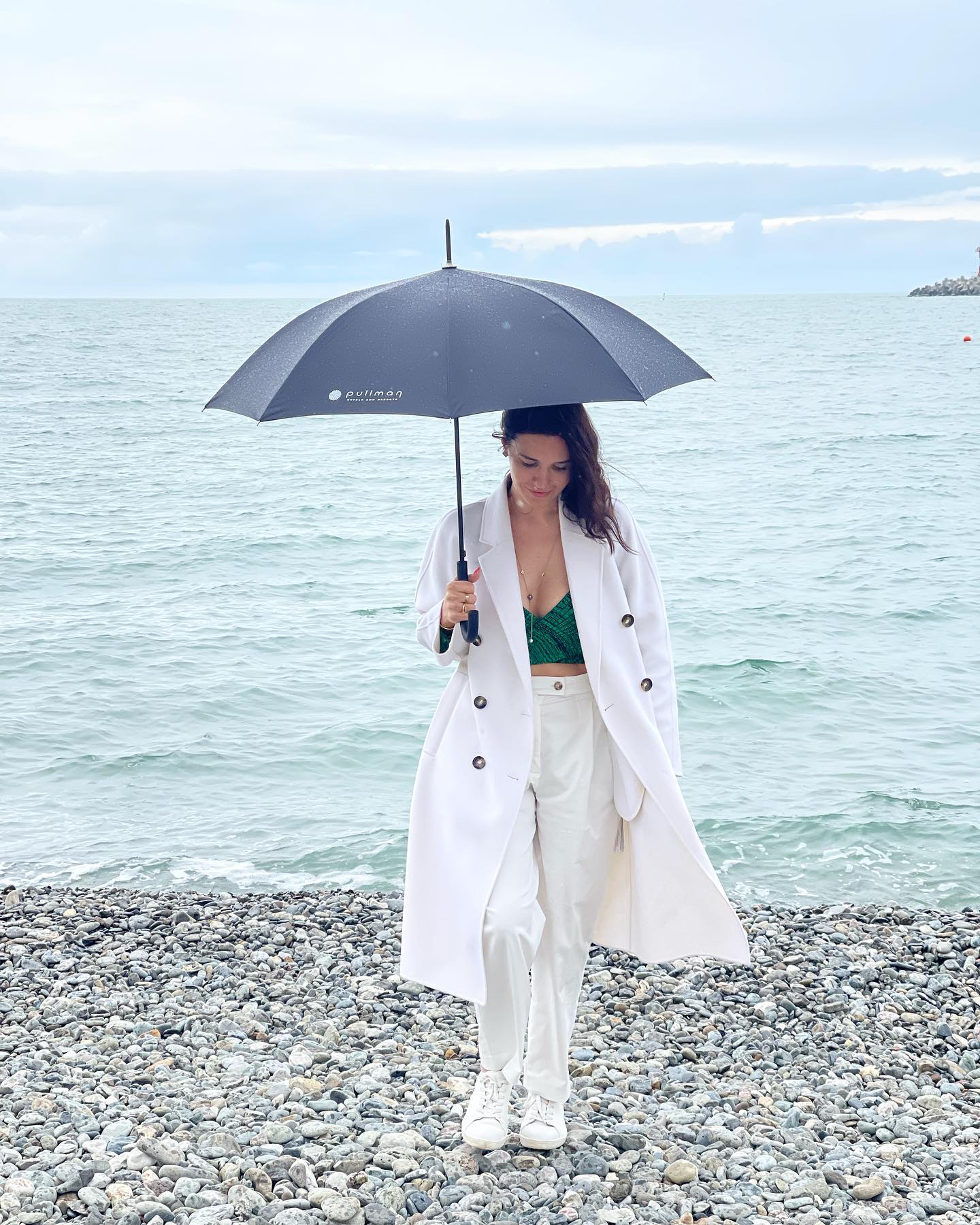 bela_alexa in LOOKY. . Сочный отдых 🌧  пер...