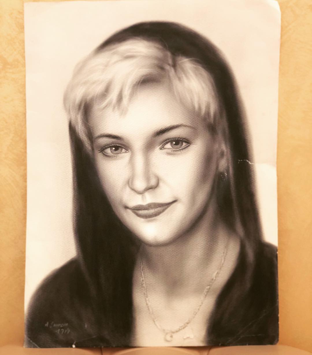 olga_fedorova_style в LOOKY — 20 лет назад ... какой то талантливый художник нарисовал мен