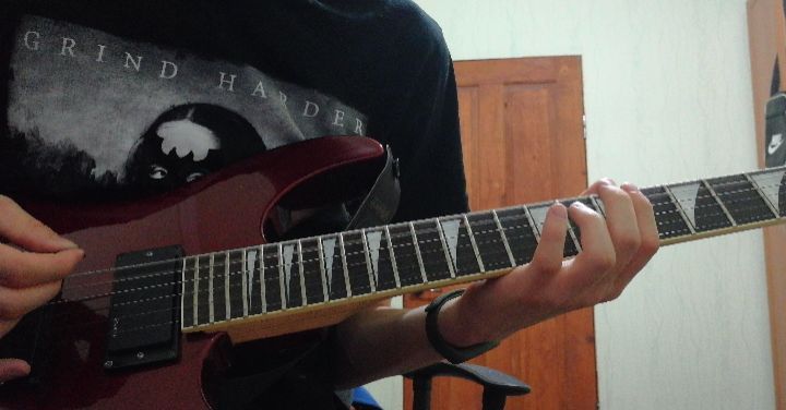 cufshin в LOOKY. #электрогитара,#gitar. #электрогитара #gita...