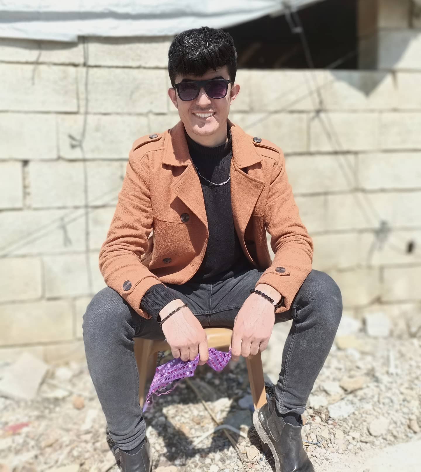 ARKANDAN KONUŞULUYORSA BİLKİ,
EN ÖNDESİNDİR.
