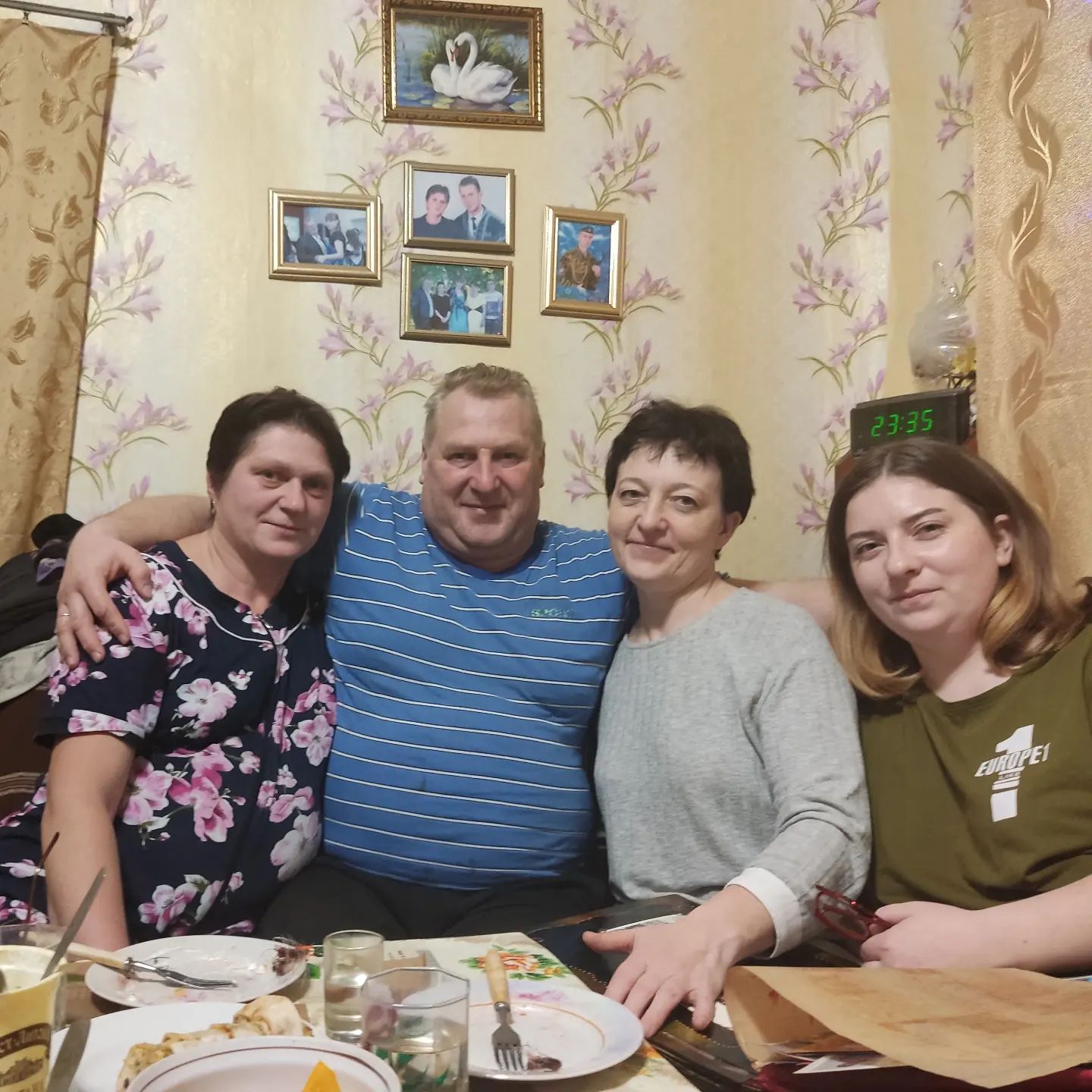 mrkuzma1 in LOOKY. . С днём рождения батя...