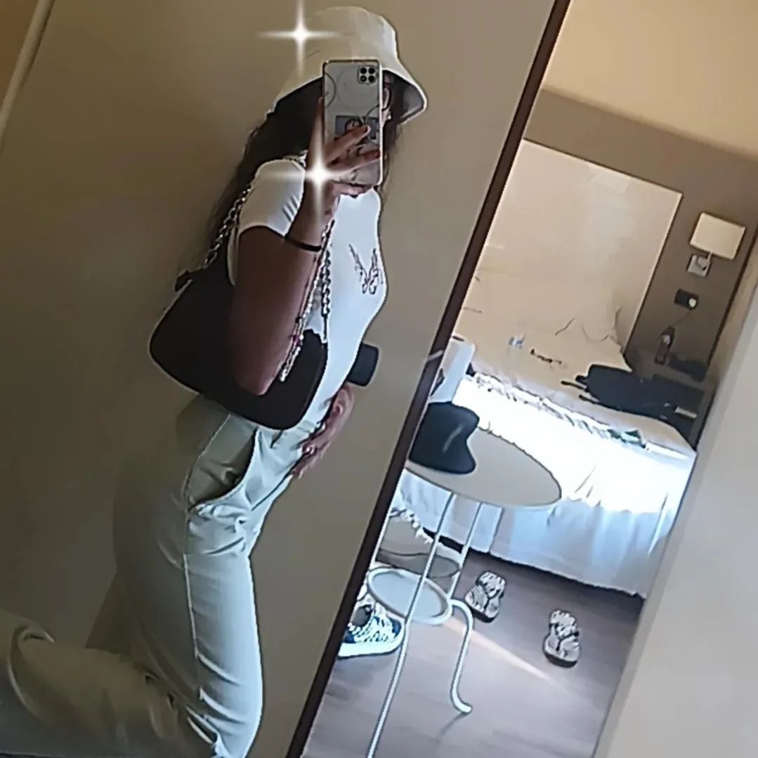 ✯