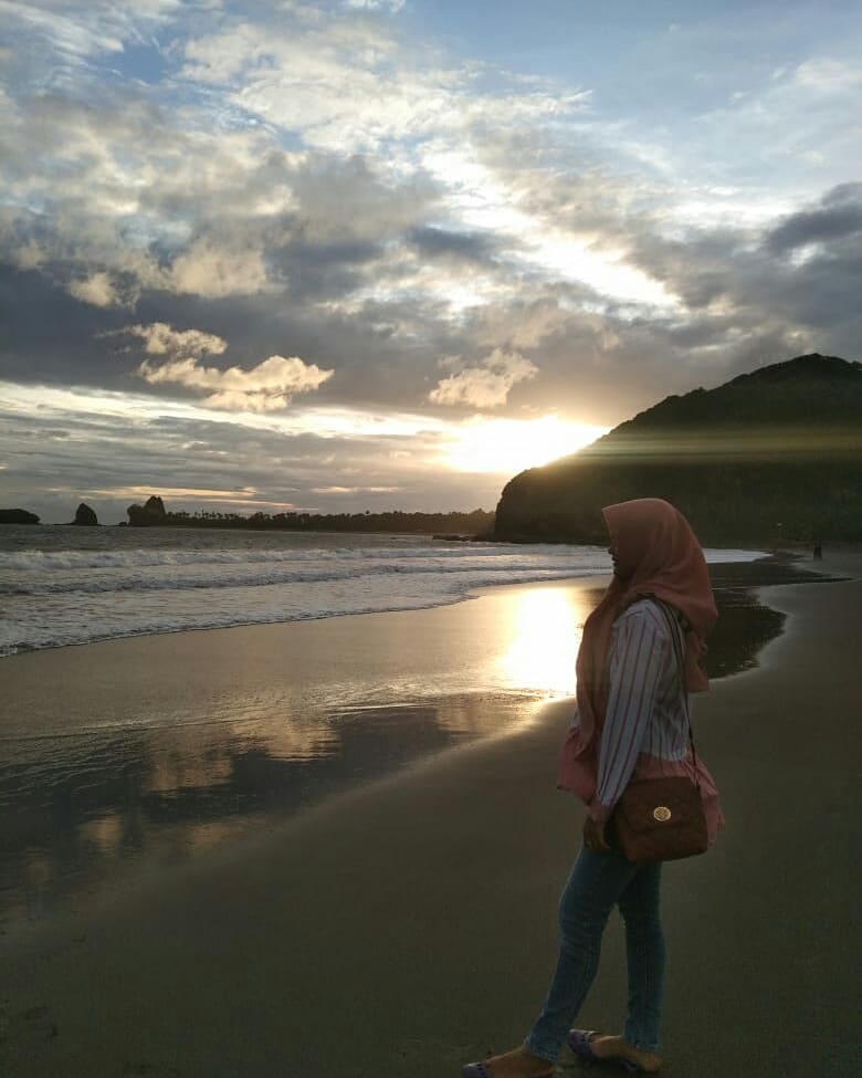 nurlely26 в LOOKY. . Selalu jatuh cinta �...