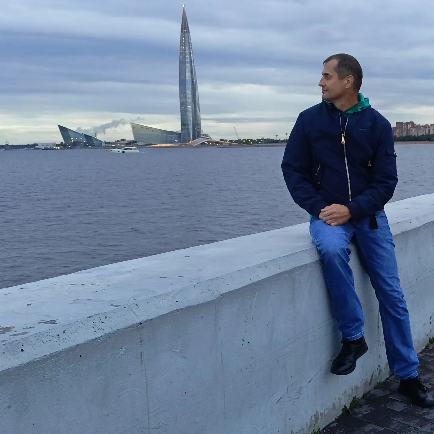 dima_pv75 в LOOKY. . null