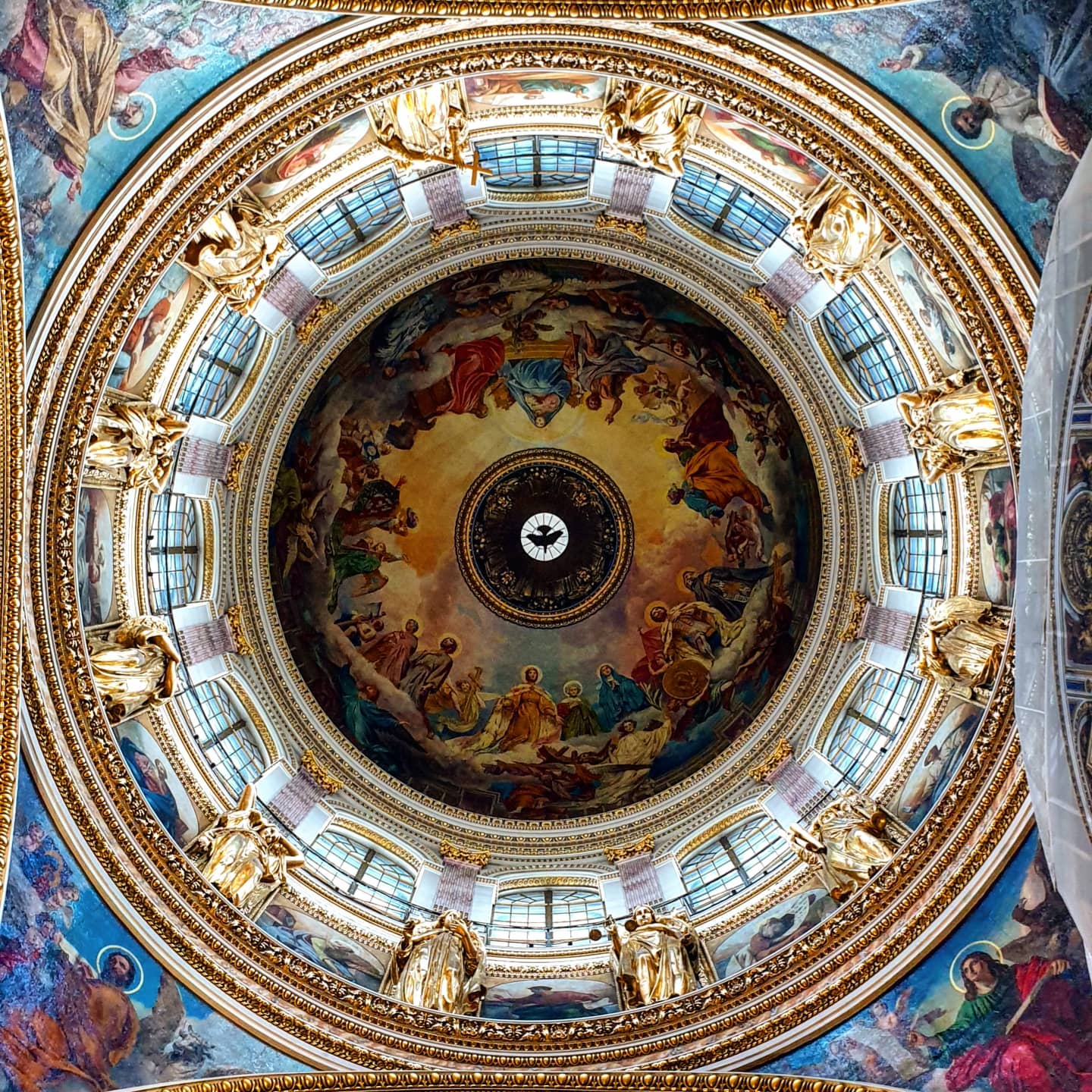 nihatkarann в LOOKY. #russia,#saintpetersburg,#architecture,#art,#history,#science,#россия,#санктпетербург,#архитектура,#искусство,#история,#наука. Исаакиевский собор 
...