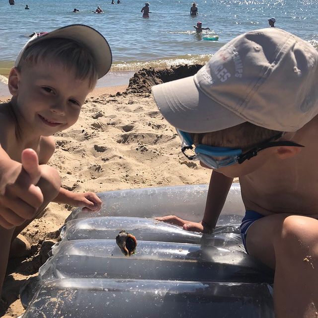 sea2702 в LOOKY. #тожехочунаморе,#лето2018,#краснодар,#витязево,#алексейроманович,#артемроманович,#лисаалиса,#красоткаяночка,#море,#братьясестры. #тожехочунаморе #лет...