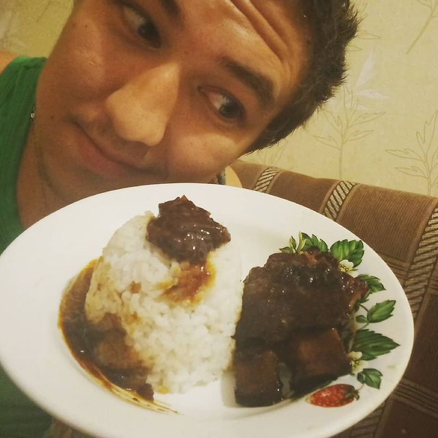 anton_nagikh в LOOKY. #вкуснота,#кушать,#вкуснотища,#блюдодня,#ночь,#перекус,#нямням,#вкусняшки,#АнтонНагих,#мегавкуса,#вкусовойоргазм,#мужик_повар. 🍖СВИНЫЕ РЕБРА ПОД Т...