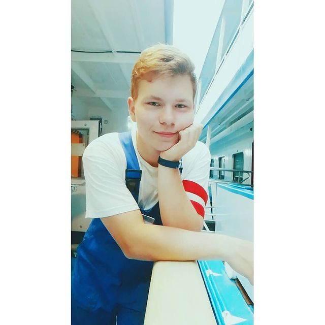 vad1m_ko в LOOKY. #morning#watch#bored#somethingnew. 😊
#morning#watch#bo...