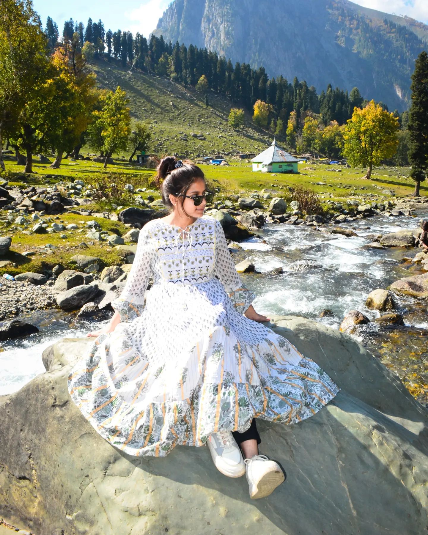 𝐀𝐀𝐜𝐡𝐚𝐥🩷 в LOOKY. . KASHMIR : THE LAND O...