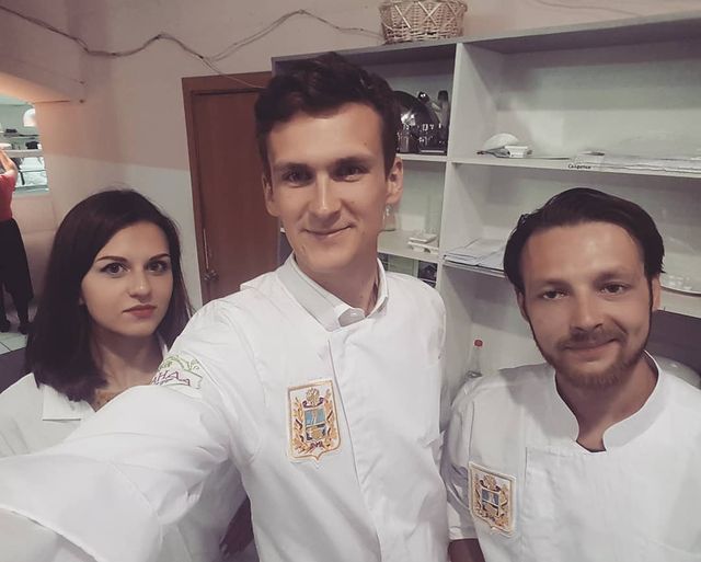 ekaterina_govorit в LOOKY. #булички,#хлеб,#пекарь,#журналисты,#хлебвсемуголова,#ставрополь,#stavropol. Как мы с коллегами х...