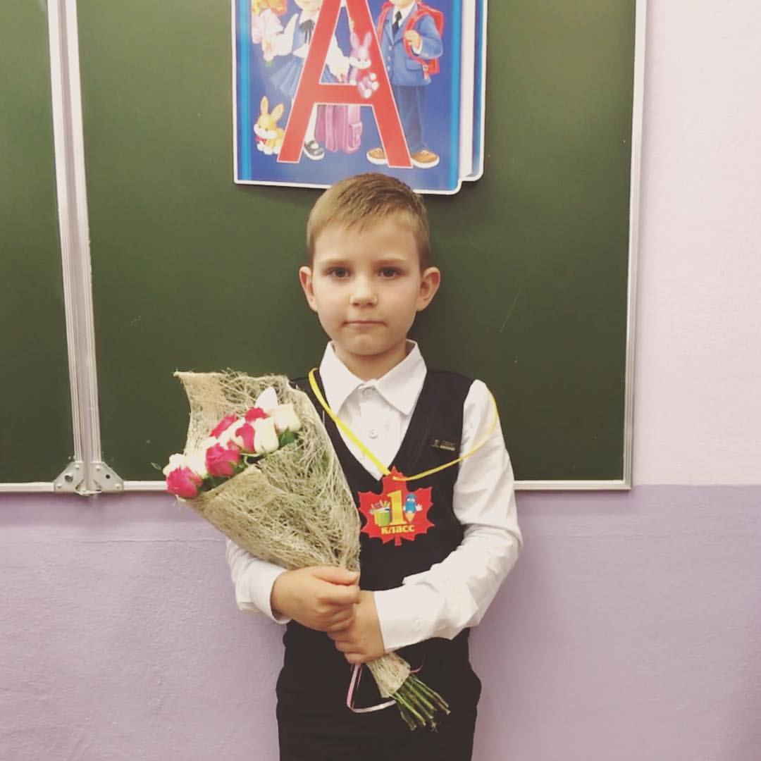 katty_ly в LOOKY — С днем знаний, с первым звонком!!! #1сентября 
#первыйзвонок