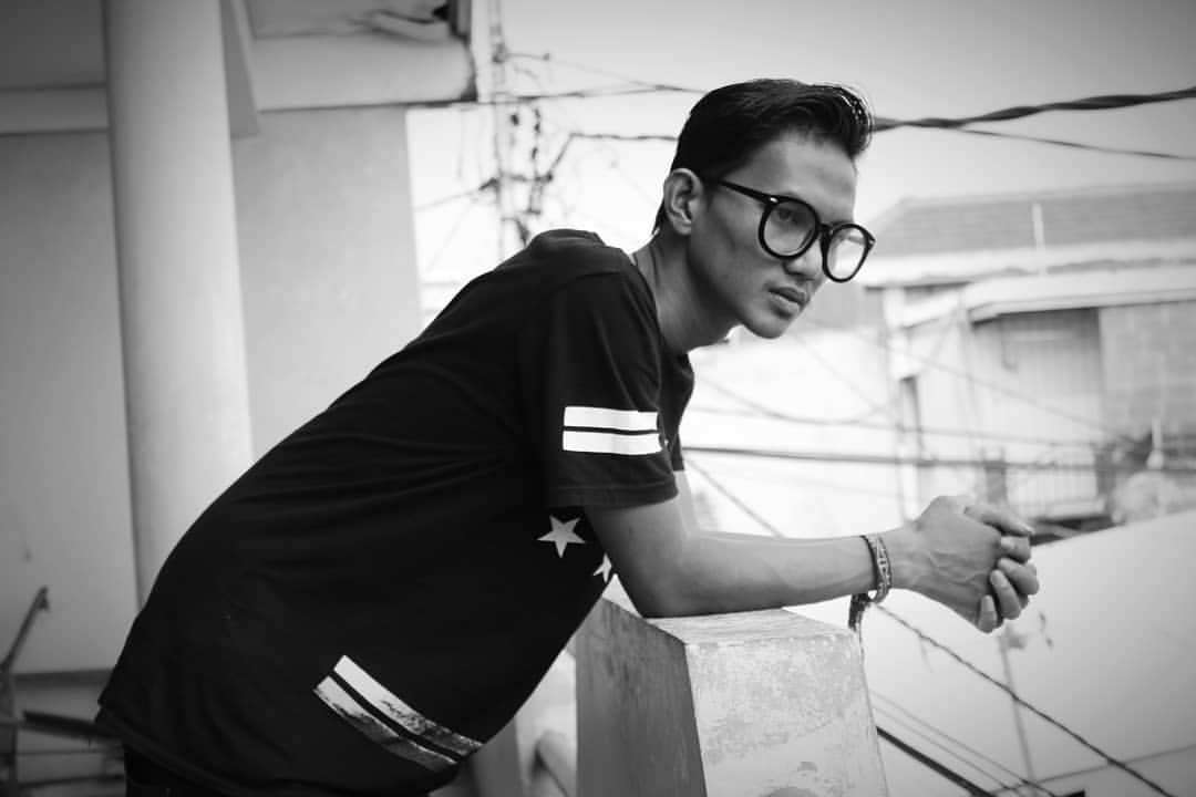 Takut akan kegagalan seharusnya tidak menjadi alasan untuk tidak mencoba sesuatu. 
#titikdua