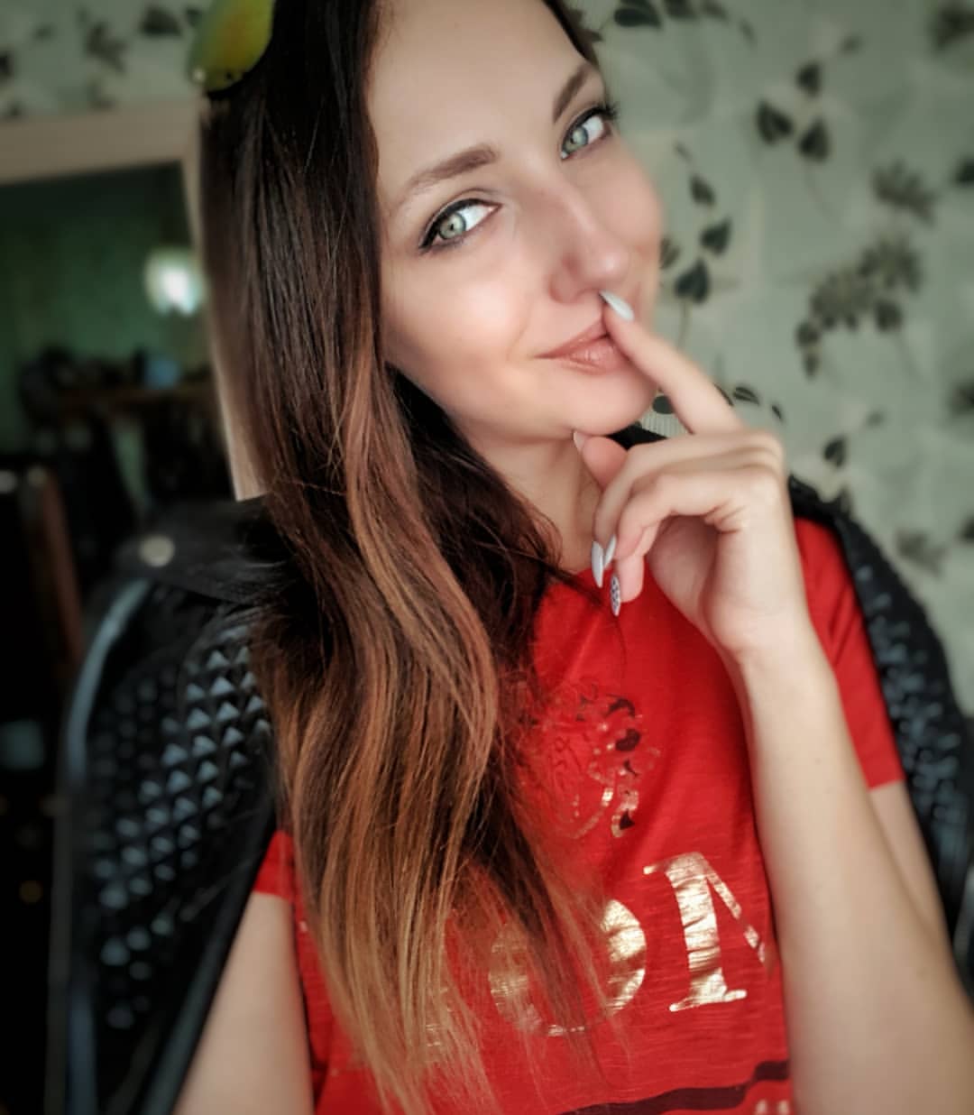 miss_englynx в LOOKY — Ну, как провели сегодняшний день? 
Смогли перевести дух от р